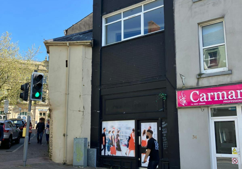 35 Blue Street, Carmarthen