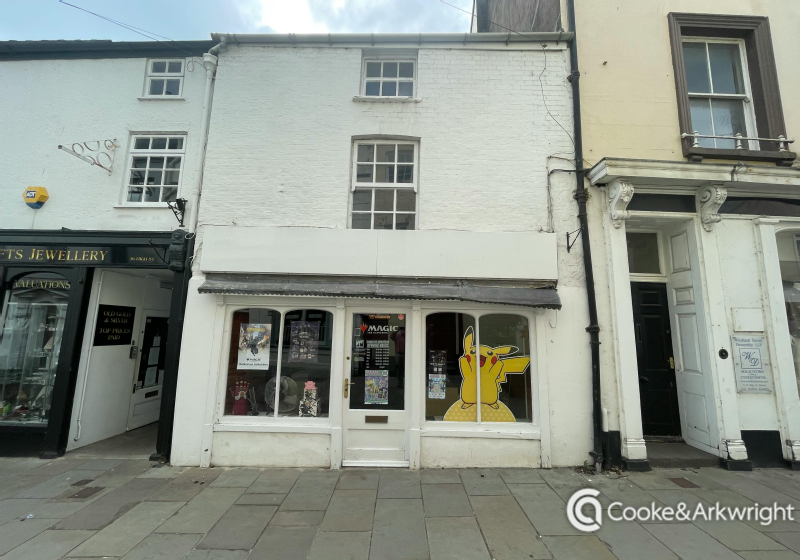 33 High Street Superior, Brecon