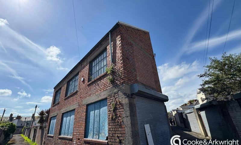 54 Redlaver Street, Cardiff