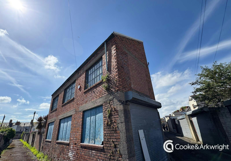 54 Redlaver Street, Cardiff