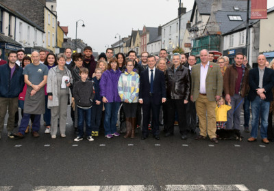 Retailers meet Alun Cairns MP to voice concerns about business rates