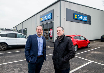 Greggs_Carmarthen.jpg