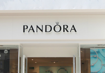 Pandora boost to Merthyr High Street